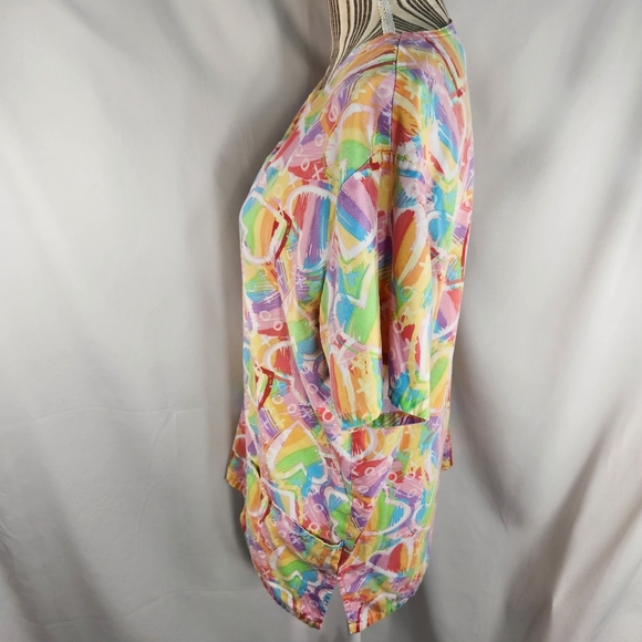 WS Fundamentals by White Swan Multicolored Heart Print Scrub Top Size Medium - Picture 3 of 8